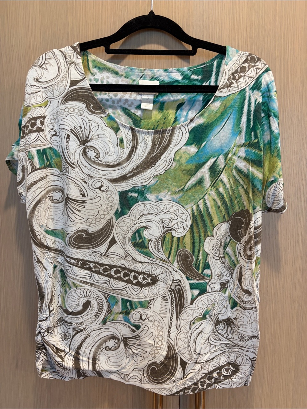 Chico's Short Sleeve Paisley Botanical Print Tee in Green, White, Brown